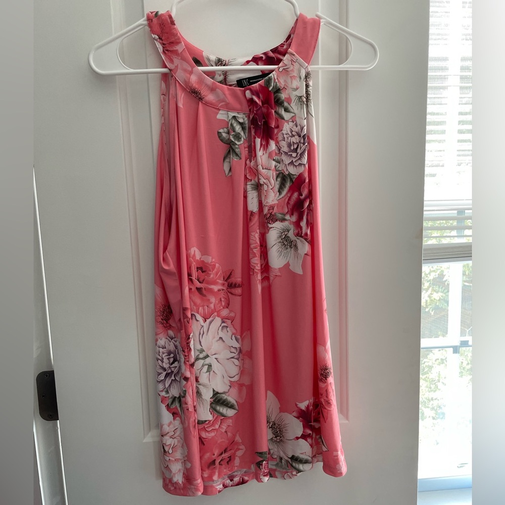 INC floral tank top size XL never worn peach